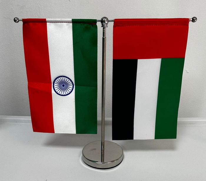 India and UAE desk flags